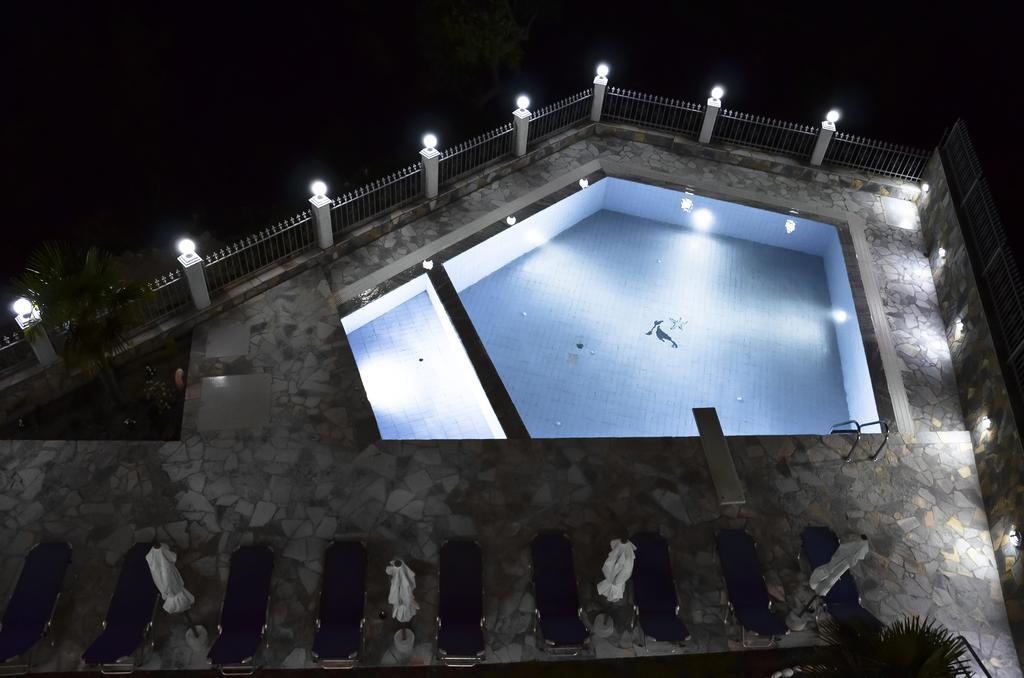 Perivolos Apartments Dhërmi Εξωτερικό φωτογραφία